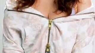 leana lovings shows how petite women orgasm in this pov video