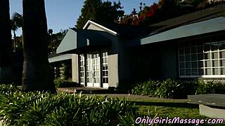 pussylicking masseuse gets her hairy pussy rubbed hard