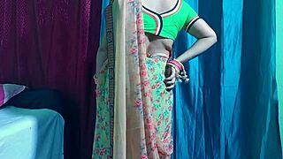 Desi Wife Komal Has Rough Sex with Neighbour Dever Before Valentines