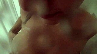 getting dirty with thick girl in shower! blowjob action!