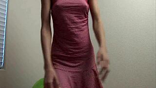 Why Does Adassteasedv Tease Solo with That Perfect Ass?