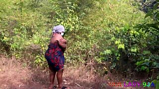 Hardcore Bbw Outdoor Sex Standing In Bush With Bbc