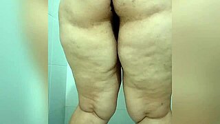 I twerk sexy until my vagina drips with excitement