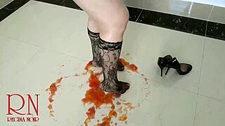 damn, destroying sweet jeles with high heels on