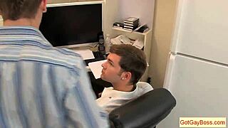 kelan carr, i'm having so much fun sucking that hunk's dick at work!