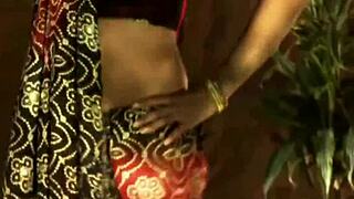 Sacred dance reveals ancient Indian sensuality in motion