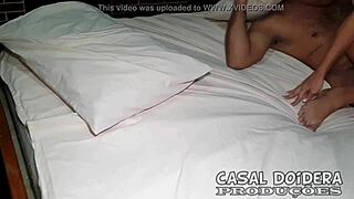 Bastidores with Novinha Sky Sants in First Amateur Porn Scene with Leo Ogro.