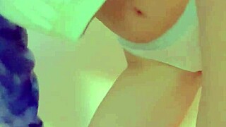 Hot teen 18+ plays until she cums!