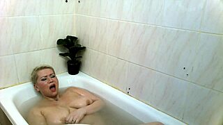 mature russian slut cums hard in shower