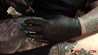 marie bossette gets painful tattoo on leg