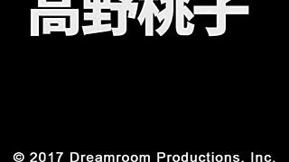 Momoko Takano gives a blowjob in amateur AV interview.