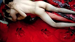 Hot babe moans in homemade passion