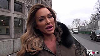 Hey, wanna see gorgeous milf Aubrey Black bang a French guy?