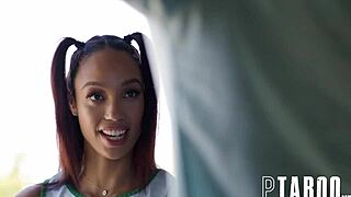 Cheerleader Alexis Tae's Ass-To-Mouth!