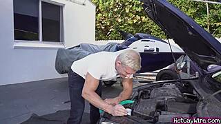 Yanks Gina Cherie Rubs Her Clit, What An Adorable Solo Orgasm!