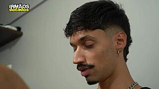 o moleque tem um pau delicioso pr�via