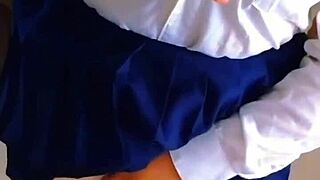 Cogiendo a mi esposa con vestido rojo �pero nos observa y quiere verga tambi�n me chingo a las dos real casero