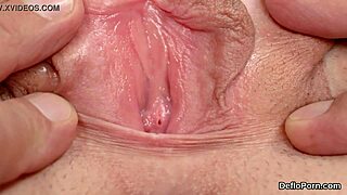 Sensual teen, your tight pussy gapes so wide before defloration. It’s pure magic!