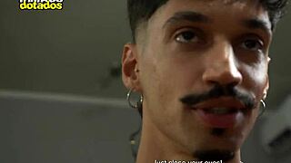 o moleque tem um pau delicioso pr�via