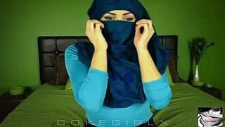 Feeling the passion as the cute arab hijabi twerks her big sexy ass.