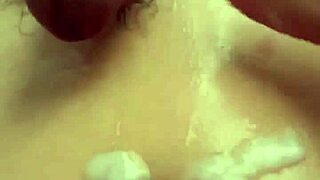 gay vietnamese sucking cock on blued show 2