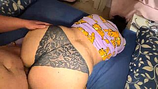 Mi Hermanastra Está Cachonda, La Follé Y Derramé Todo En Su Coño