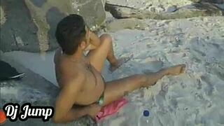 Love in the sea: passionate encounter with a married woman in a secluded cove