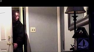 who let u sneak into my house like this?