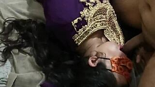 Indian Hot Pregnant Stepsister Gives Blowjob to Stepbrother in Hindi