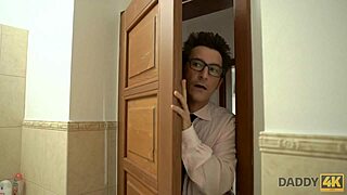 Daddy4k Babe Fresh from Shower Takes Mature Boner Deep in Her Warmed-Up Twat