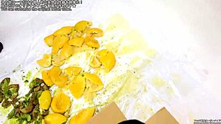 Food Crush Fetish Video