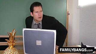 Strawberry Cheerleader Dolly Leigh Banged by Professor Donnie Dakota