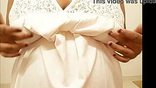 Madhya pradesh girl flashing big tits 😍