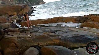 O Instrutor De Parapente Flagrou Ele Comendo O Cu Dela Na Ilha Da Magia