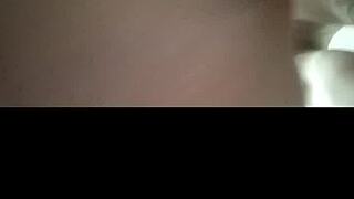 Brazilian Transsexuals Fuck In Group During Carnival