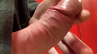 just got this new bathrobe and i’m already teasing in it!