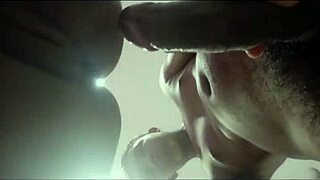 Brazilian Transsexuals Fuck In Group During Carnival