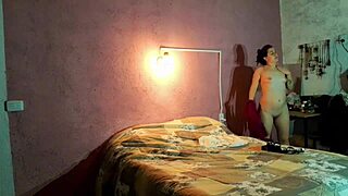 española cahonda jerks off homemade cum milf sexy amateur