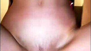 Tinder Date Riding Cock Leads To Squirting Explosion.