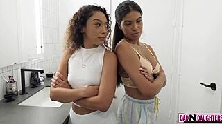 Wow, Maya Farrell and Sarah Lace fight over papa’s hard cock! 😲