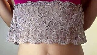 Sweet 18-year-old, wanna get naked in bathroom?