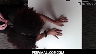 Hey, shoplifter nia nixon chocolate pussy bounces on lp officer 😏