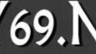 Legal Age Teenager Spreads Legs Wide for Solo Dildo Fun in Tight Spot