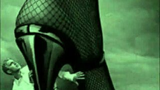 We fucked my nephew's friend with my stepsister Bella, and her big cock was amazing!