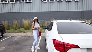 Gym girl picked up and fucked