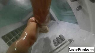 nicole aniston masturbates under hot water