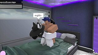 Natalie Foot Masturbates Dildo