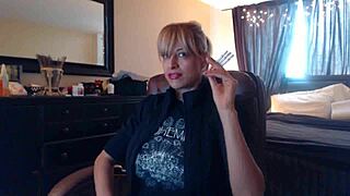 Sandi Smoking Cigarettes