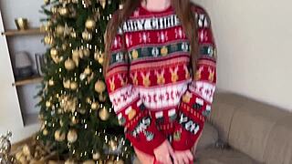 Naughty Photographer Bangs Young Model for a Free Steamy Photoshoot