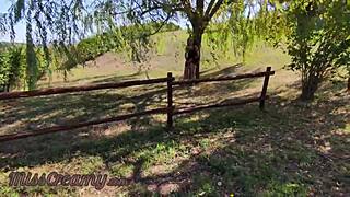 can you believe i flashed my pussy to a guy in a public park and he made me squirt? - misscreamy